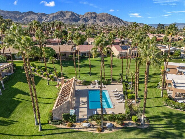 Building Photo - 73416 Poinciana Pl