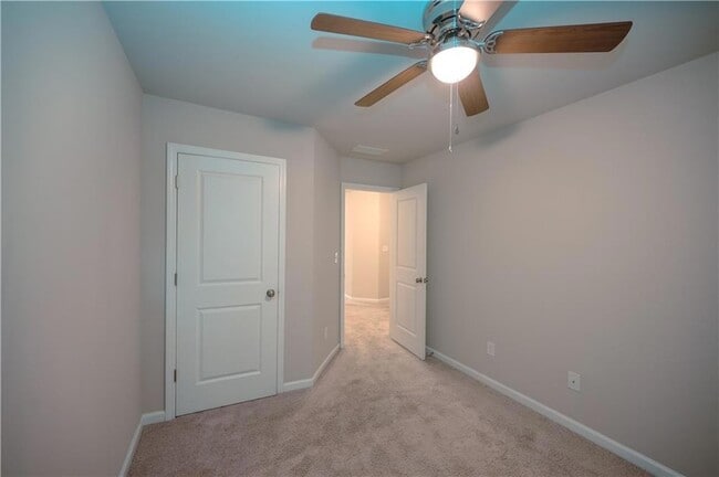 Building Photo - 3177 Meadowstone Ln SW