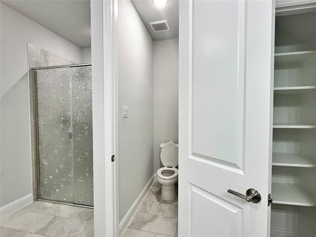 Building Photo - 2124 Esher Dr