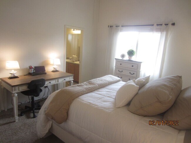 Building Photo - 7713 S Precious Opal Dr