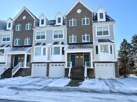 Building Photo - 2564 W Towne St