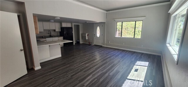 Building Photo - 984 Upper Los Berros Rd