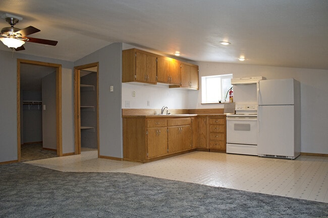 Building Photo - 4239 SE 141st Ave