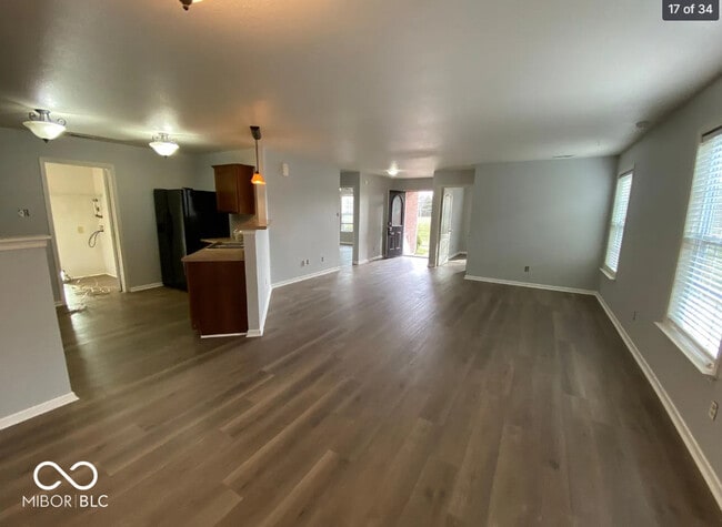 Building Photo - 12220 E 141st St