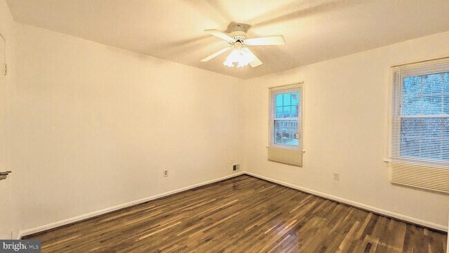 Building Photo - 8835 Tuckerman Ln