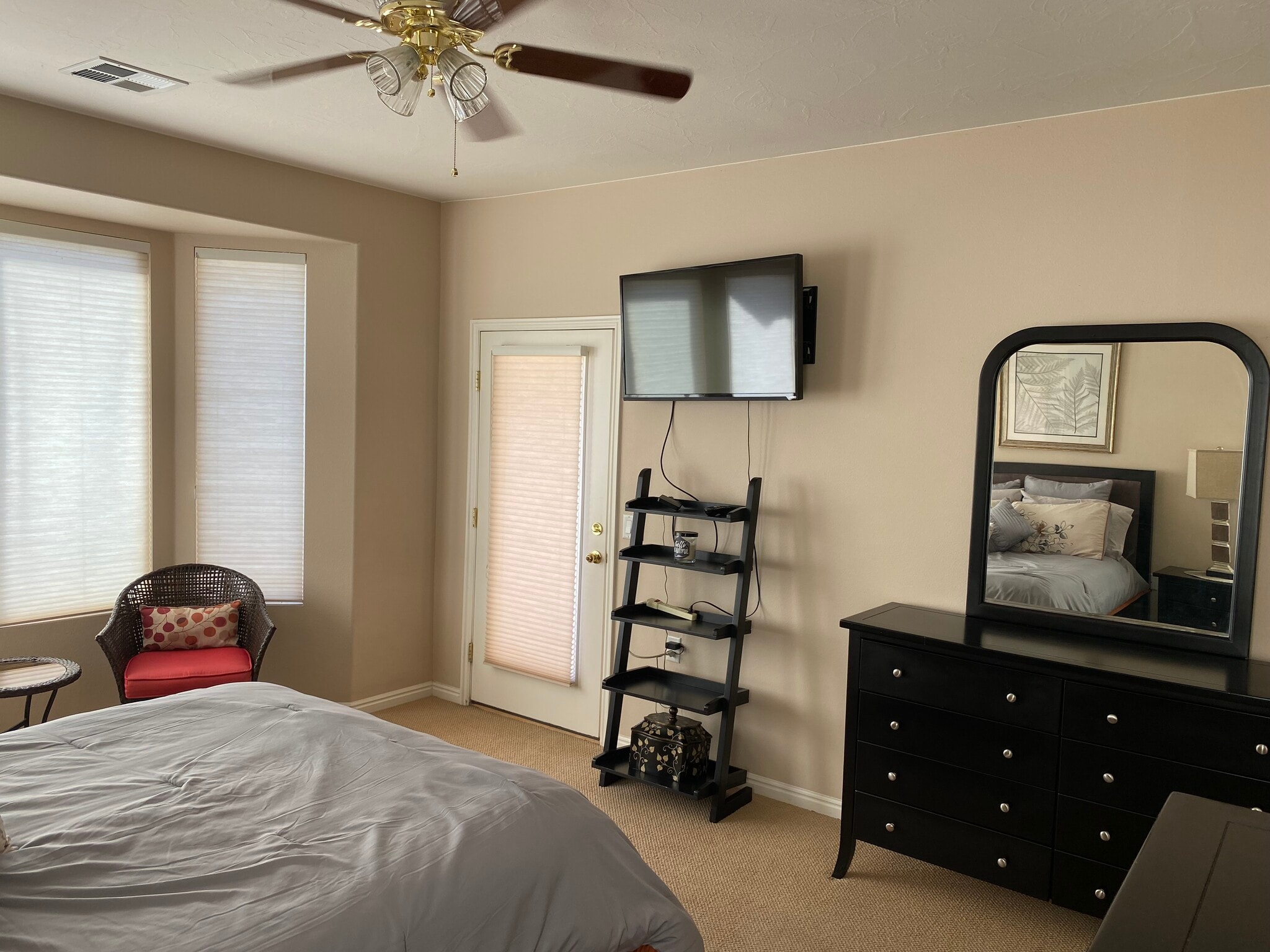 Building Photo - 1903 W Sunstar Dr