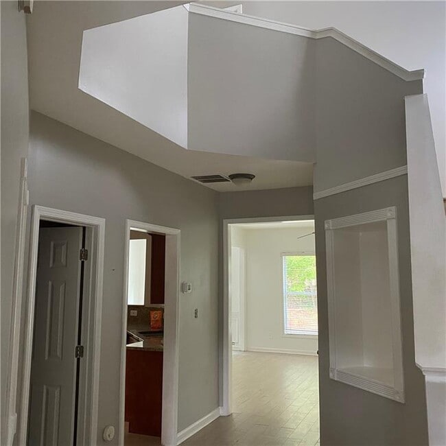 Building Photo - 2922 Briaroak Dr