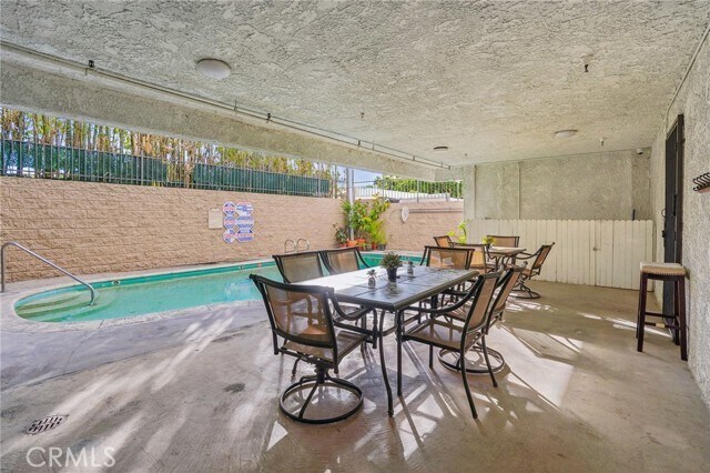 Building Photo - 11162 Camarillo St