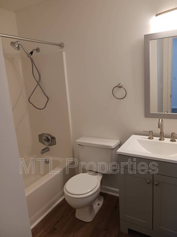 Building Photo - 1602 Eagles Pl