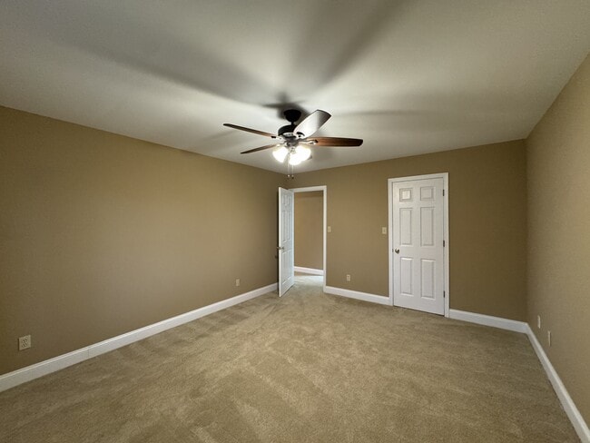 Building Photo - 128 Bokoshe Cir