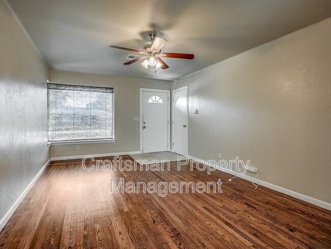 Building Photo - 3105 NW 67th St