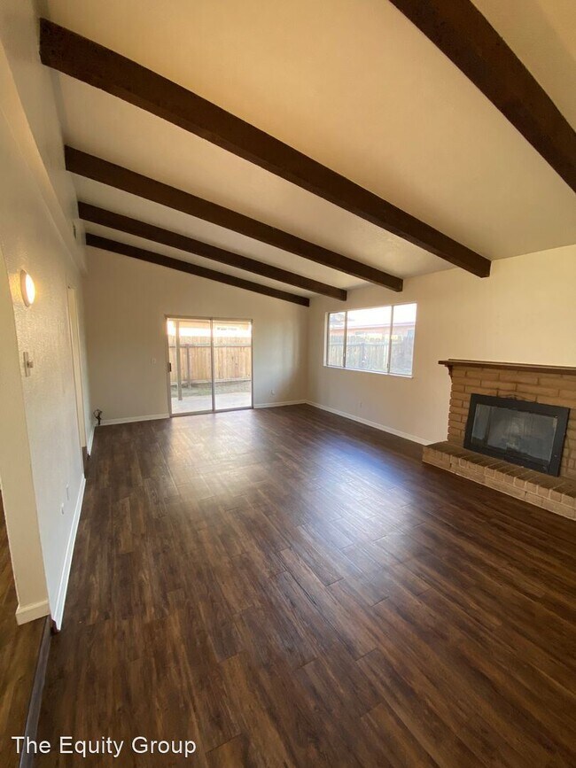 Building Photo - 3 br, 2 bath House - 1436 South Salome St