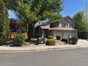 Building Photo - 1770 Lakeland Hills Dr