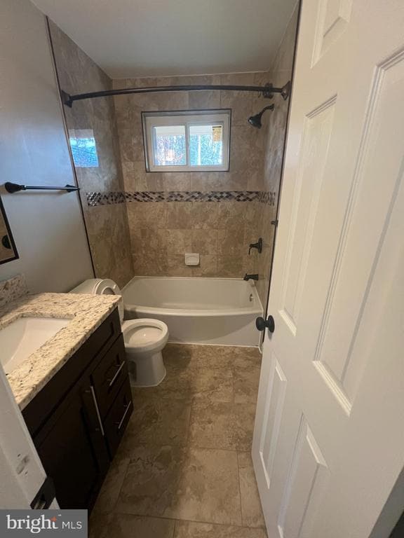 Building Photo - 10123 Eastlake Dr