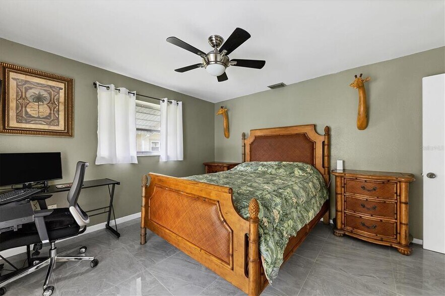 BR 2 - 237 Caddy Rd
