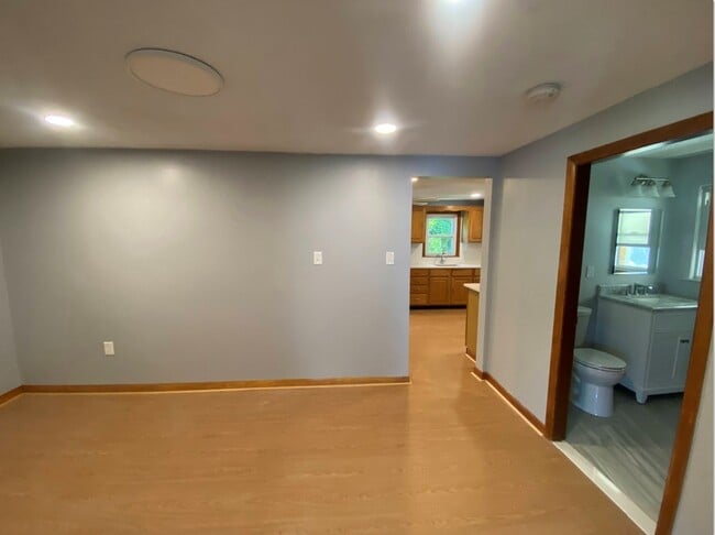 Office - 549 S Franklin St