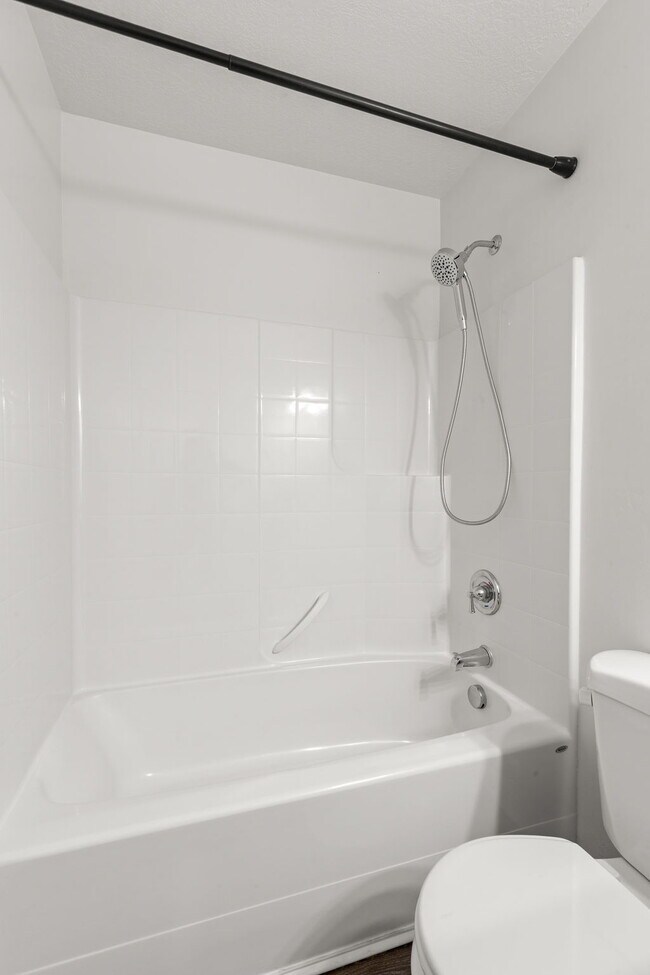 Building Photo - 2801 E 450 N