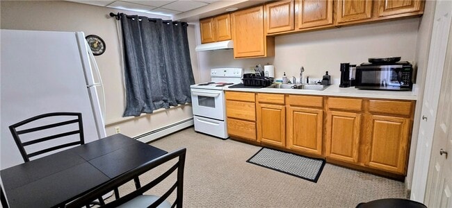 Building Photo - 315 Laurens St