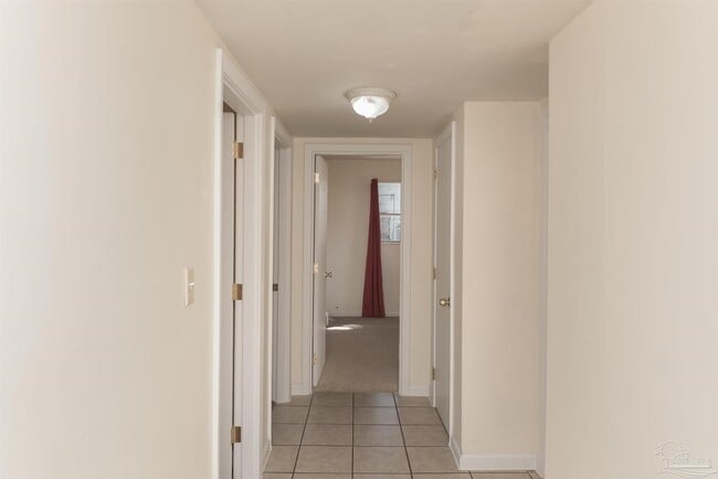 Building Photo - 4513 Guerlain Way