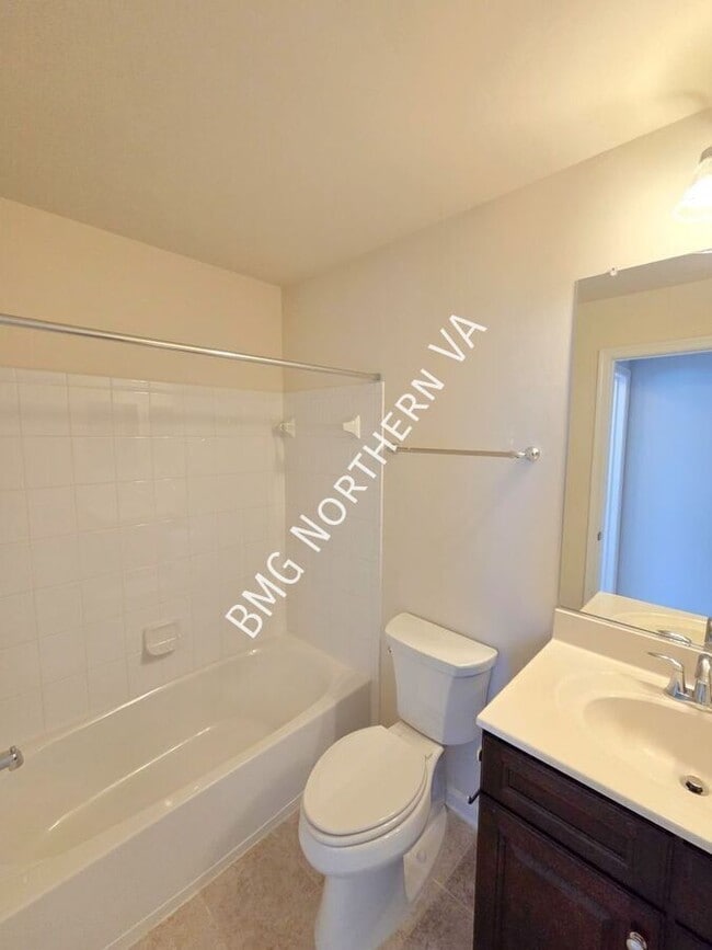 Building Photo - 25224 Briargate Terrace