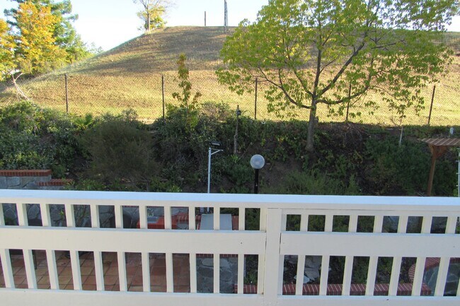 Building Photo - Gorgeous Custom Pleasanton Home in Great Location
