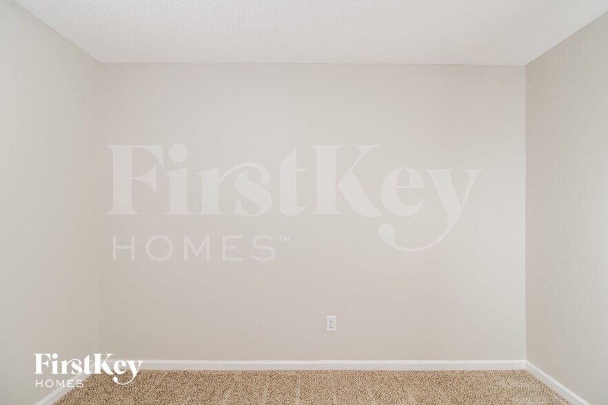 Building Photo - 4 Brandywine Cir