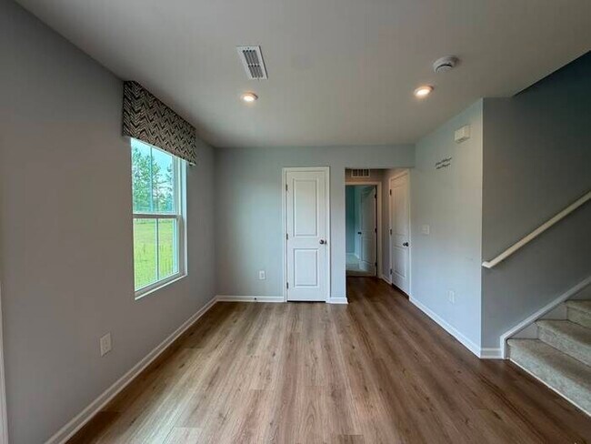 Building Photo - Galaxy Property Management