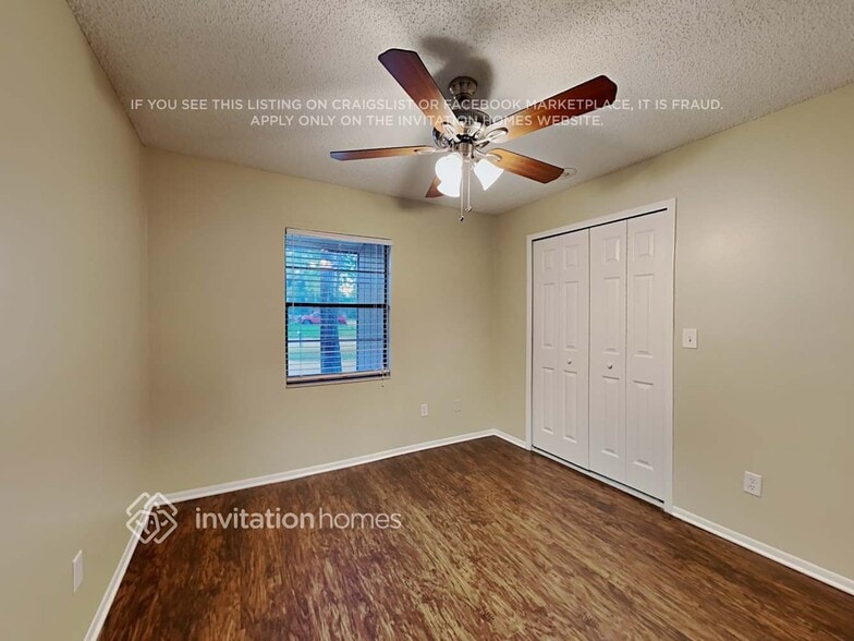 Building Photo - 851 Woodgate Trail