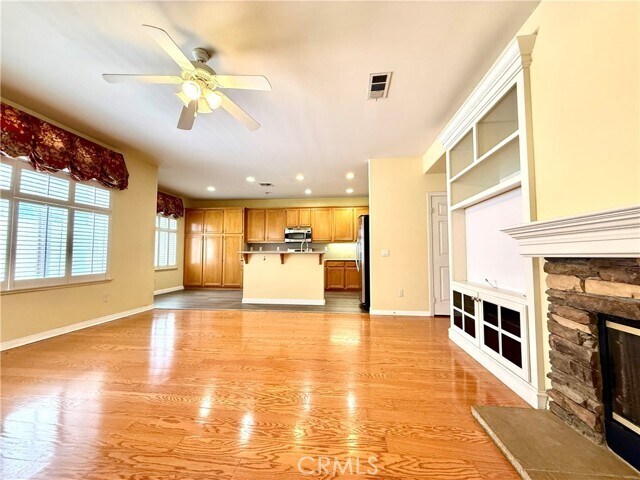 Building Photo - 1319 Jacaranda Cir