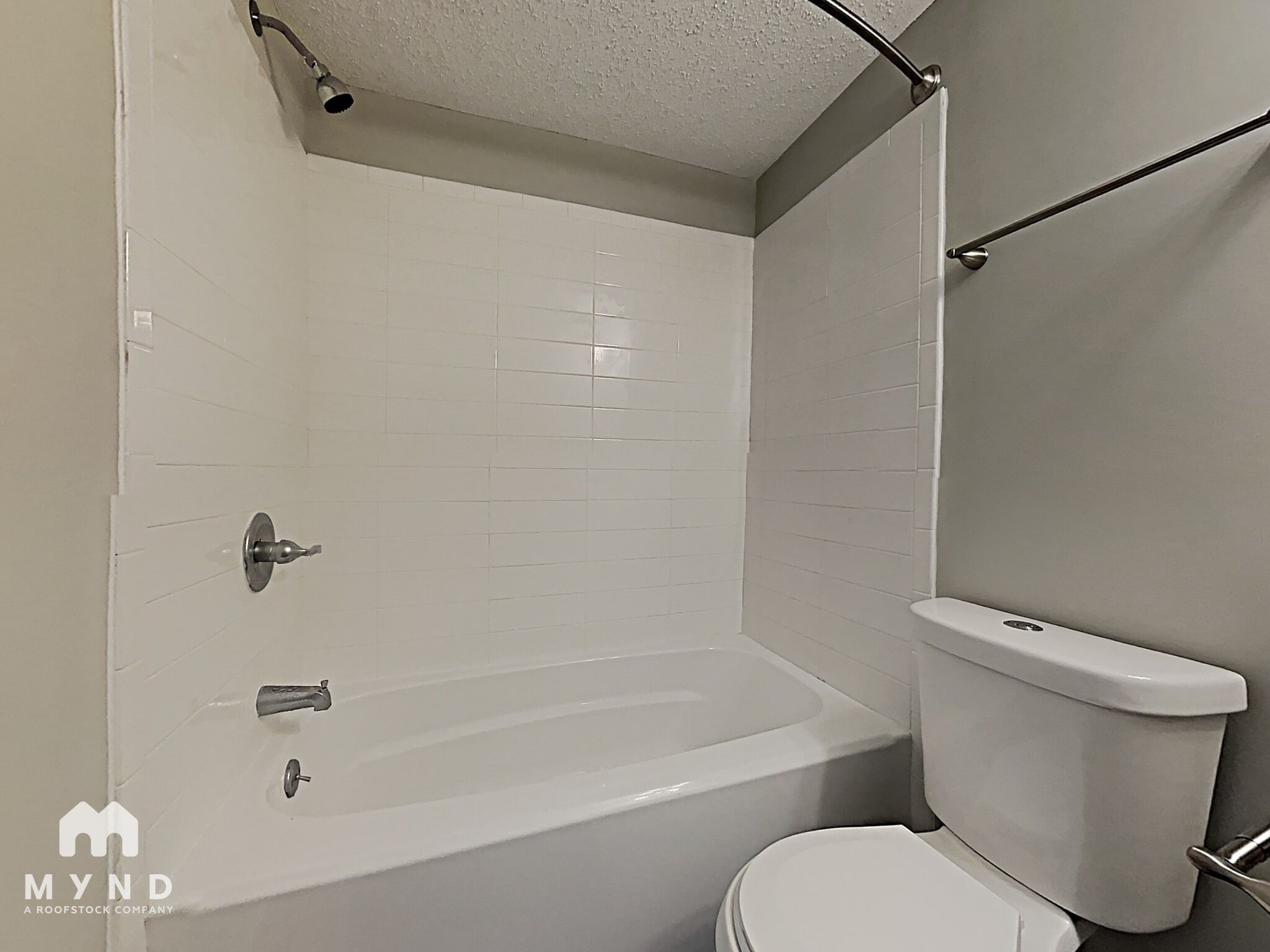 Building Photo - 1112 Pine St