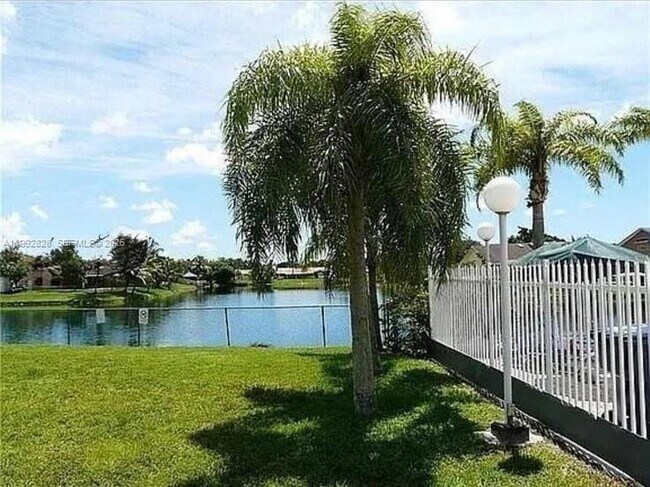 Building Photo - 14907 SW 80th St