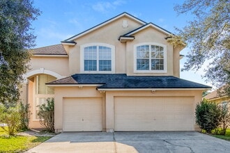 Building Photo - 880 Thoroughbred Dr