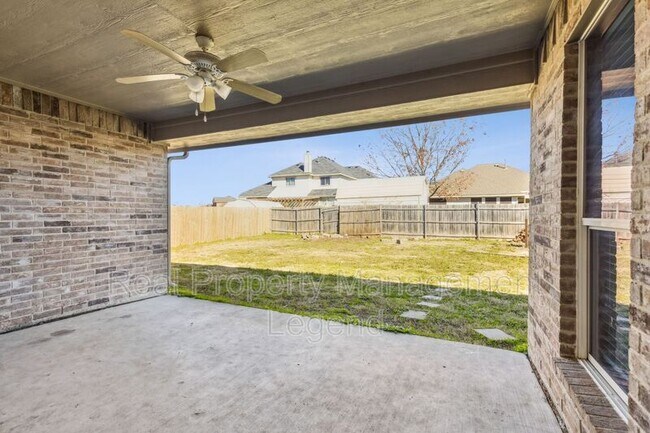Building Photo - 1800 Meadow Lark Ln