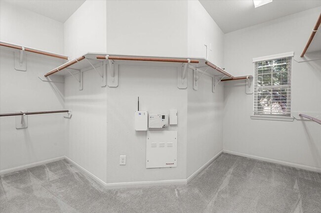 Building Photo - 7 Canyon Wren Dr