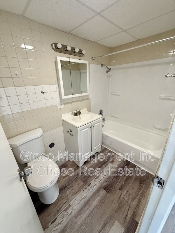 Building Photo - 29837 IL-50