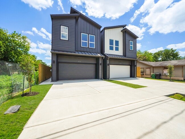 Building Photo - 3548 Seabrook St