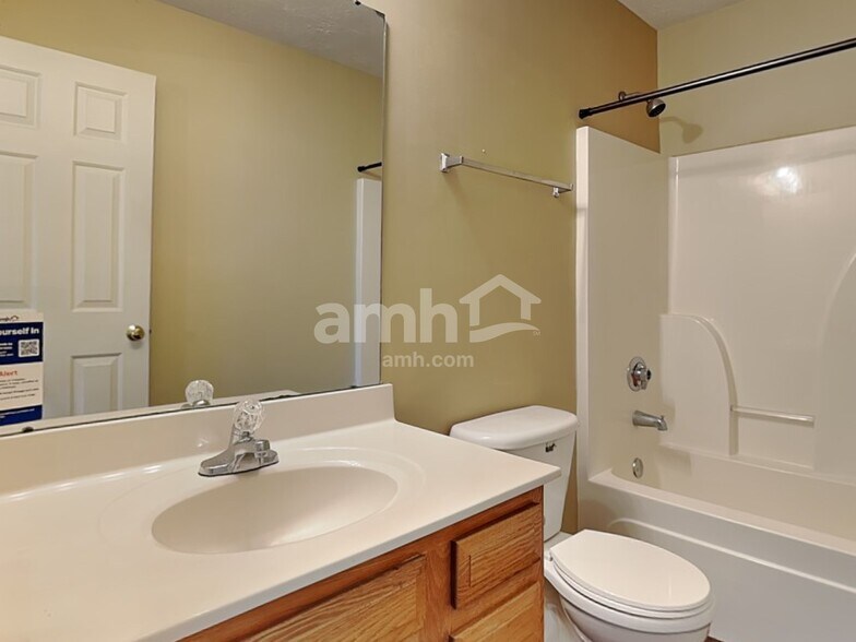 Building Photo - 1291 Shannon Ln