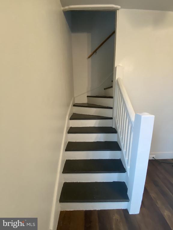 Building Photo - 508 S Prince St