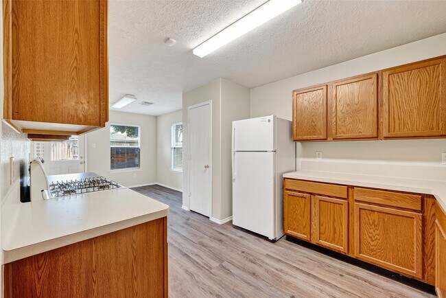 Building Photo - 19119 Yaupon Ranch Dr