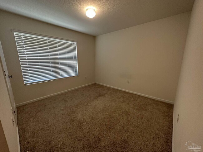 Building Photo - 5911 Laurel Oak Dr