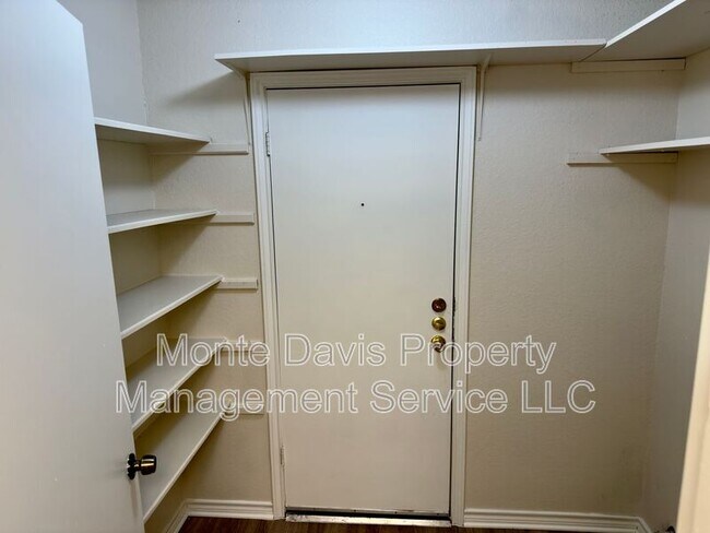 Building Photo - 2618 Alcott Ln
