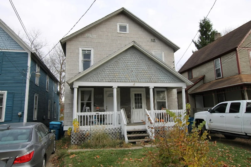 Primary Photo - 823 Oakland Dr