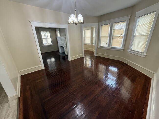 Building Photo - 2445 43rd St