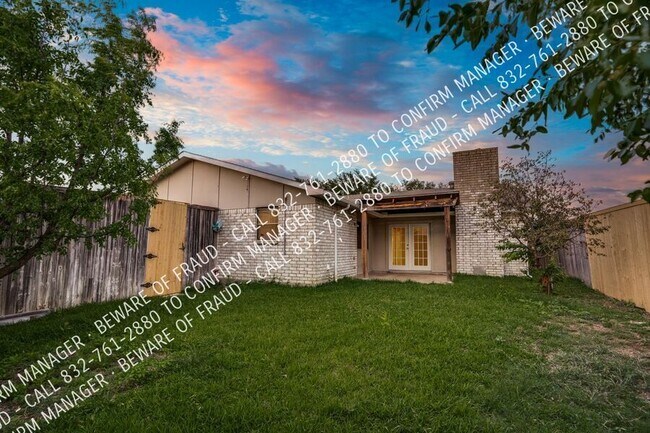 Building Photo - 3121 Fieldview Dr