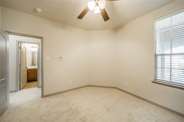 Building Photo - 2813 Sheridan Dr