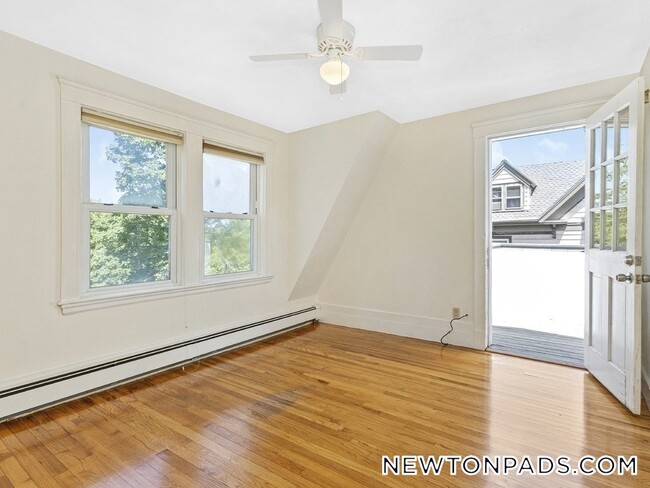 Building Photo - 1145 Boylston St