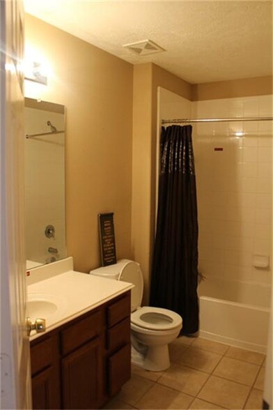 Building Photo - 11403 Kenswick Cove Ct