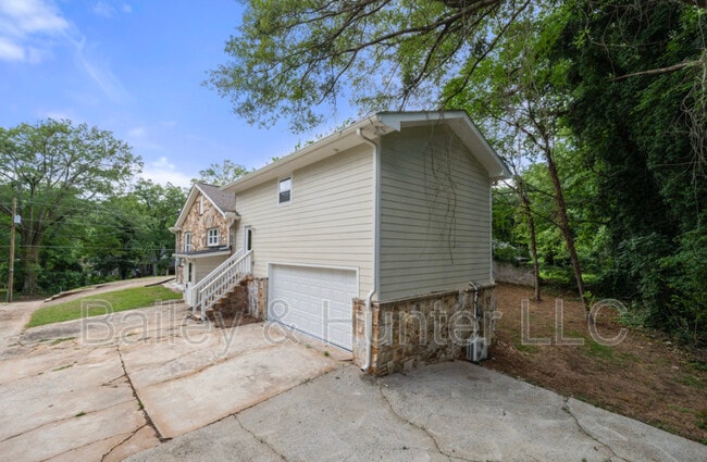 Building Photo - 1721 Hortense Pl NW