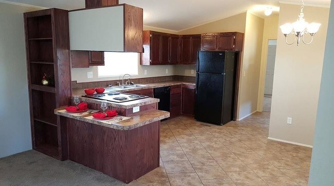 Building Photo - Kingswood Estates