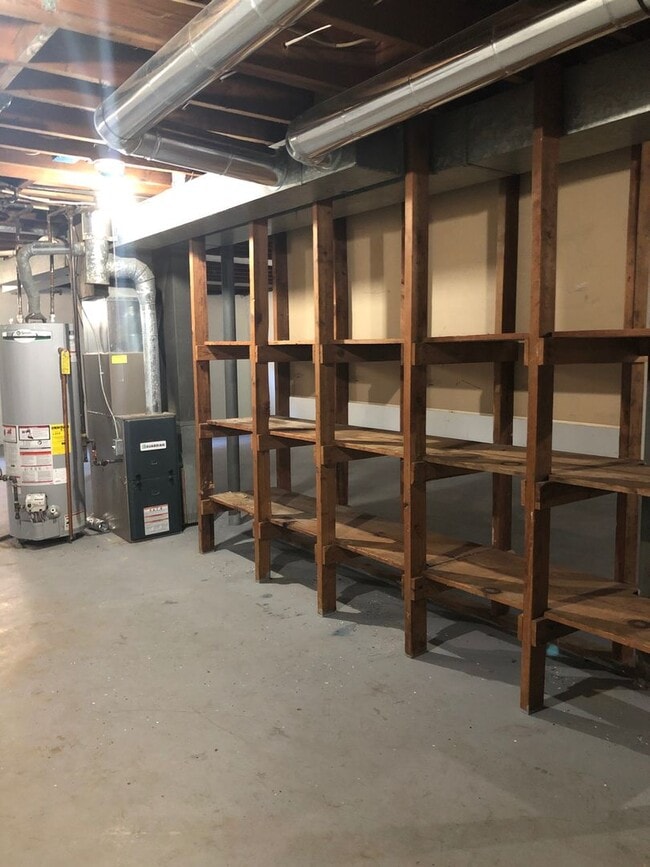 Building Photo - 3 Bedroom 1 Bath Beautifully Updated Home in Florissant, MO.